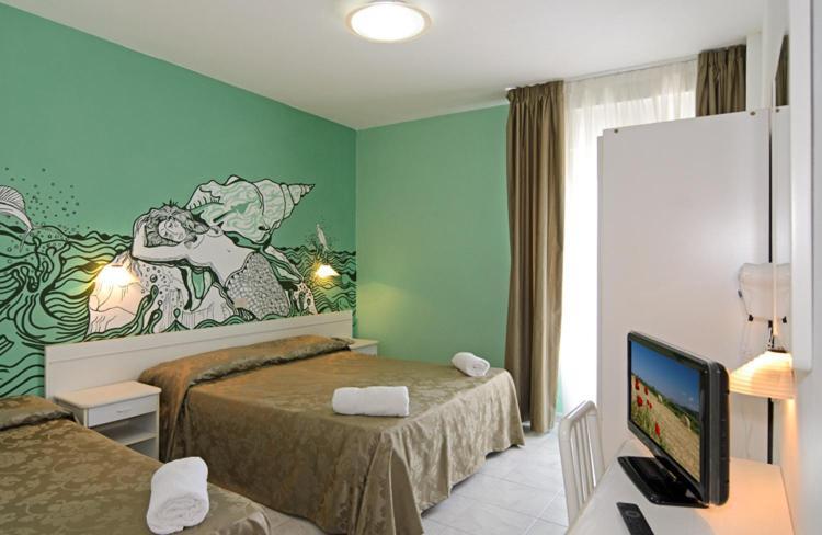 Hotel Regina Лидо Ди Камайоре Стая снимка